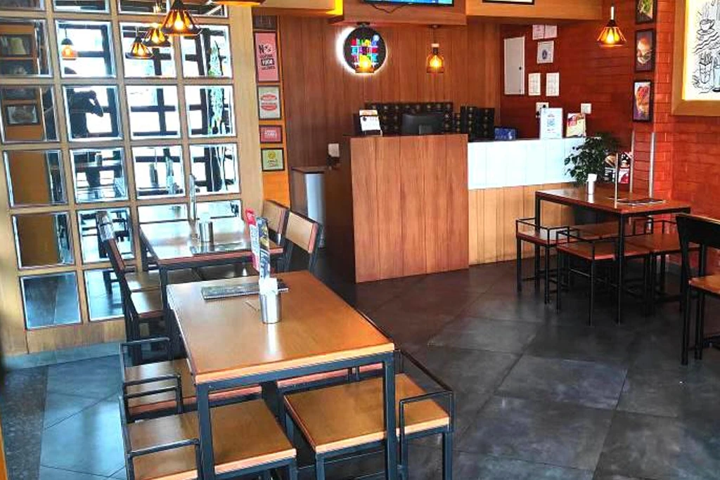 Inside Burger Tree Olavakkode, Palakkad